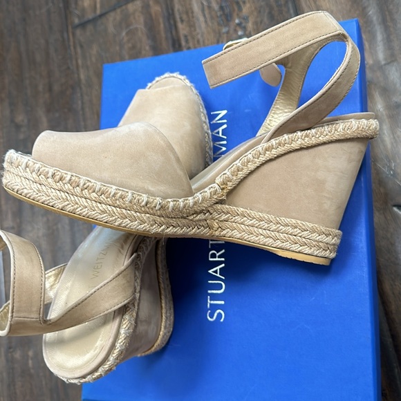 Stuart Weitzman wedge- EUC 7.5 - Picture 5 of 8